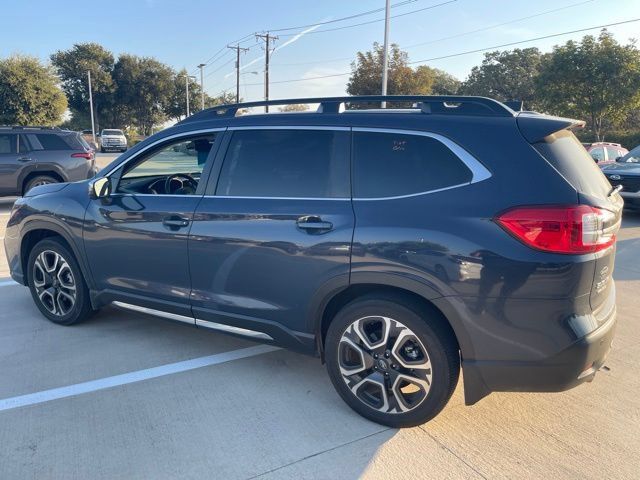 Used 2023 Subaru Ascent Limited w/ Technology Package AWD/4WD image 4