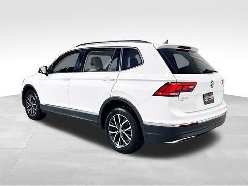 Used 2020 Volkswagen Tiguan SE w/ 3rd Row Seat Package AWD/4WD image 8