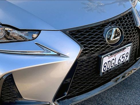 Used 2018 Lexus IS 300 image 28