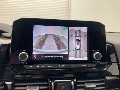 Used 2025 Nissan Pathfinder Rock Creek image 23