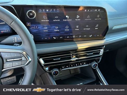 New 2026 Chevrolet Traverse LT w/ Driver Confidence Package FWD image 16