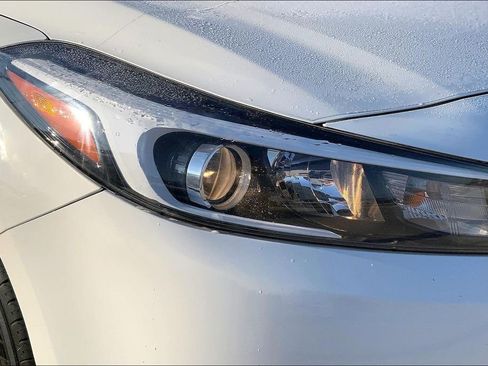 Used 2018 Kia Forte LX FWD image 26
