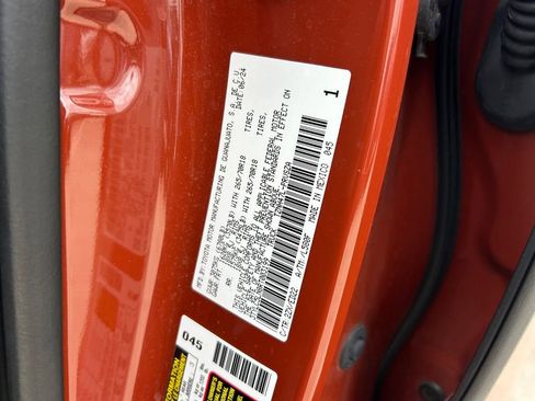 Used 2024 Toyota Tacoma TRD Pro AWD/4WD image 10