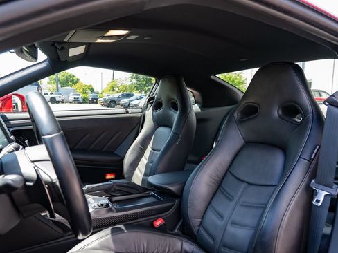 Used 2020 Nissan GT-R Premium w/ Premium Interior Package AWD/4WD image 21