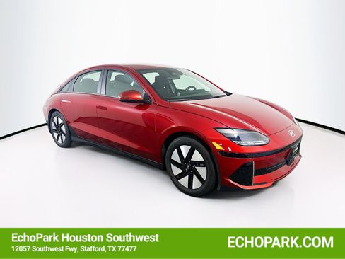 Used 2024 Hyundai Ioniq 6 SE RWD image 1