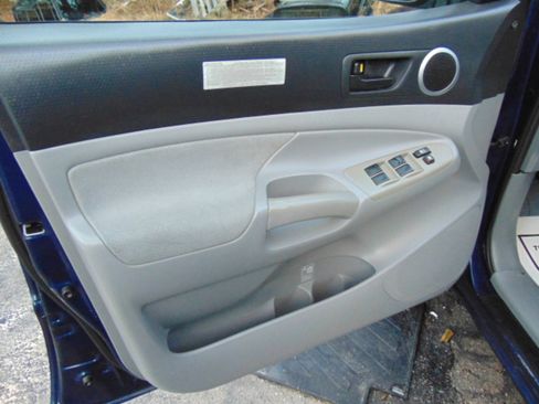 Used 2007 Toyota Tacoma 4x4 Double Cab image 10