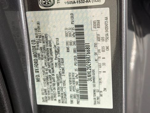 Used 2011 Lincoln MKZ w/ Sport Appearance Pkg image 32