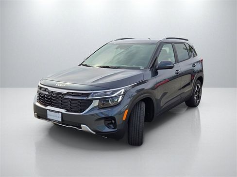 New 2026 Kia Seltos S image 8