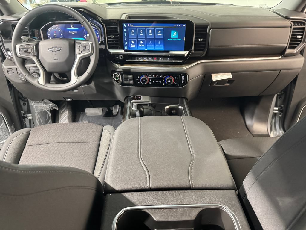 New 2026 Chevrolet Silverado 1500 RST AWD/4WD image 13
