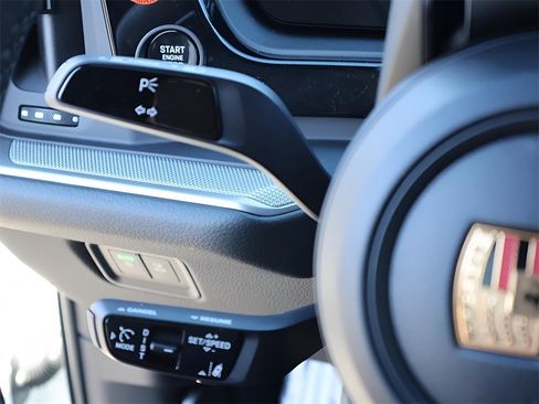 New 2026 Porsche Cayenne E-Hybrid Coupe image 34