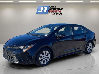 Used 2025 Toyota Corolla LE