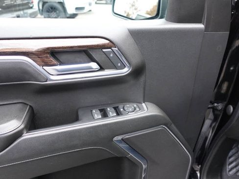 Used 2024 GMC Sierra 1500 Elevation AWD/4WD image 18