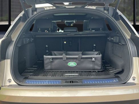 New 2026 Land Rover Range Rover Velar S image 17