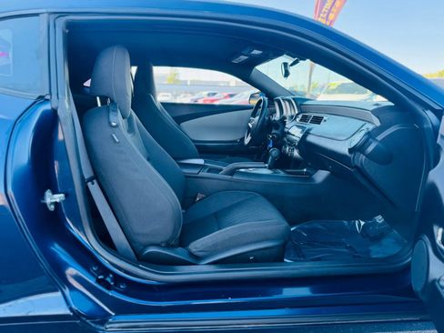 Used 2012 Chevrolet Camaro LS RWD image 12