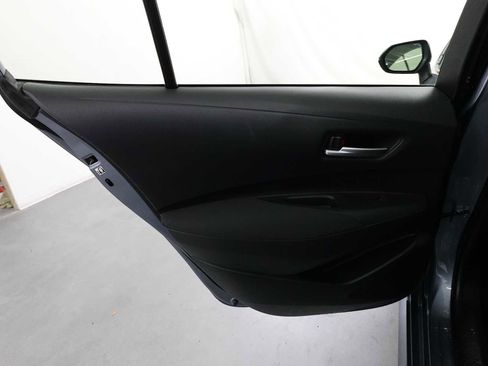 Used 2020 Toyota Corolla LE image 23