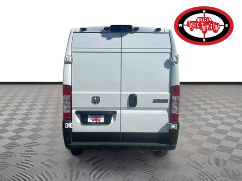Used 2025 RAM ProMaster 2500 w/ Safety Group image 6