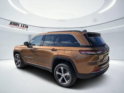 New 2026 Jeep Grand Cherokee Limited AWD/4WD image 5