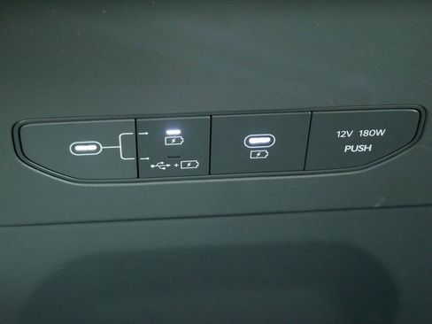 Used 2024 Kia EV9 Land AWD/4WD image 36