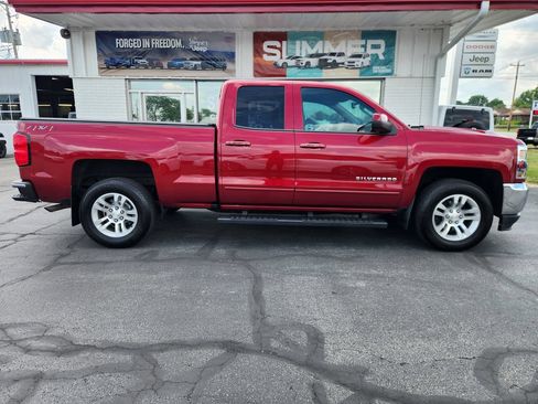 Used 2018 Chevrolet Silverado 1500 LT w/ All Star Edition AWD/4WD image 2