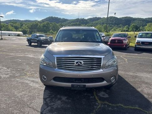 Used 2014 INFINITI QX80 4WD w/ Deluxe Touring Package image 3