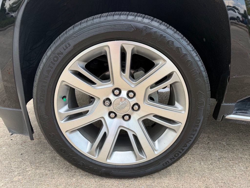 Used 2019 Cadillac Escalade ESV Premium Luxury RWD image 10