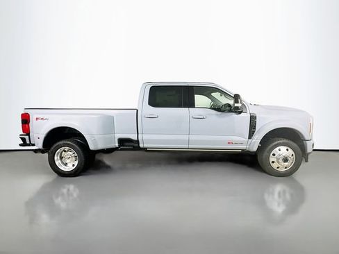 New 2026 Ford F450 Platinum w/ FX4 Off-Road Package image 8