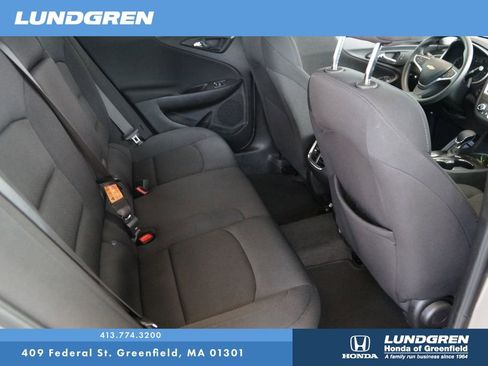 Used 2023 Chevrolet Malibu LT image 32