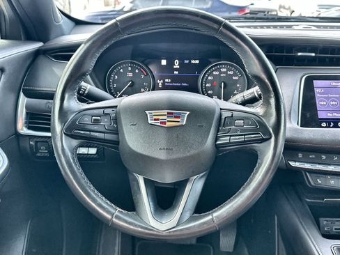 Used 2019 Cadillac XT4 Premium Luxury image 15