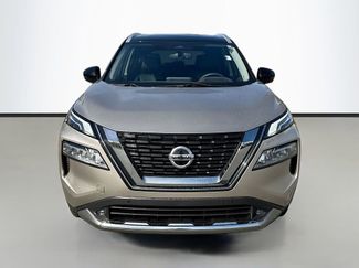 Used 2021 Nissan Rogue Platinum video 2