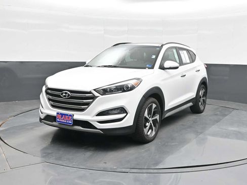 Used 2018 Hyundai Tucson Limited w/ Ultimate Package 02 FWD image 4