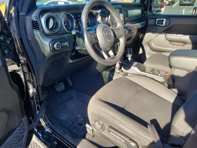 Used 2022 Jeep Wrangler Sport AWD/4WD image 8