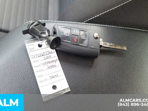 Used 2025 Volkswagen Jetta S FWD image 33