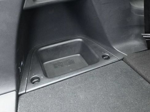 Used 2025 Honda Pilot EX-L image 15