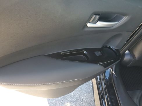 Used 2020 Toyota Corolla XSE FWD image 15