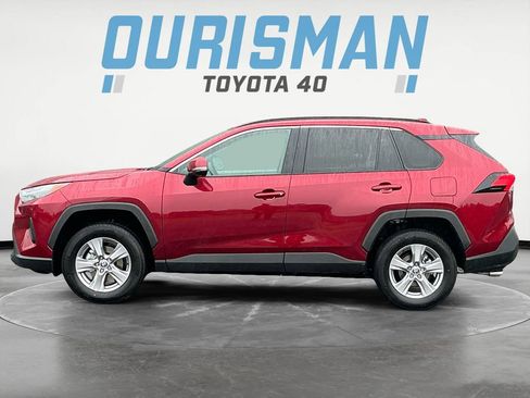 Used 2025 Toyota RAV4 XLE image 3