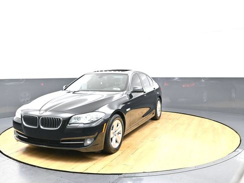 Used 2013 BMW 528i xDrive Sedan AWD/4WD image 4