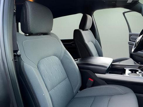 Used 2021 RAM 1500 Big Horn image 31