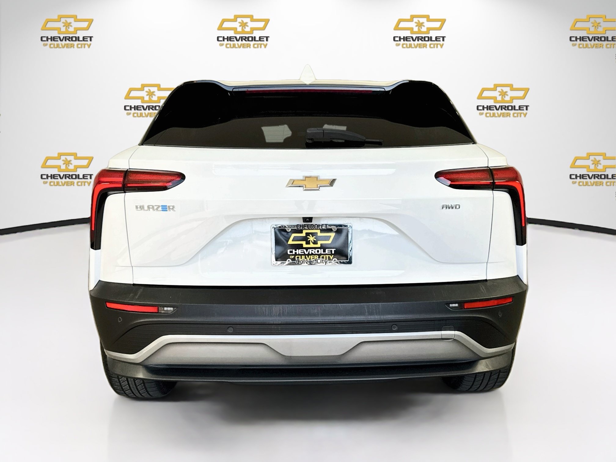 Used 2024 Chevrolet Blazer EV LT AWD/4WD image 7