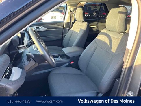 Used 2025 Ford Explorer Active image 11