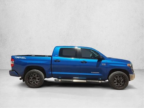 Used 2018 Toyota Tundra SR5 w/ SR5 Upgrade Package RWD image 4