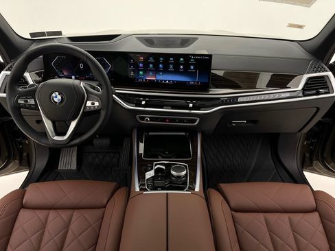 Used 2024 BMW X5 xDrive40i w/ Premium Package AWD/4WD image 22