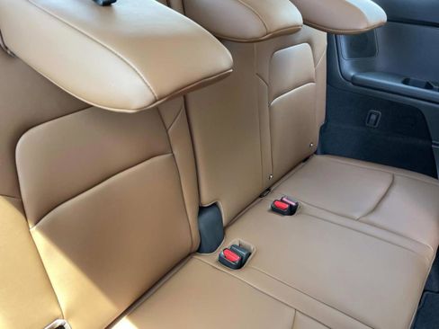 New 2026 Nissan Pathfinder Platinum FWD image 19
