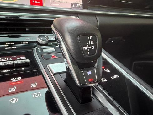 Used 2018 Porsche Panamera 4S AWD/4WD image 29