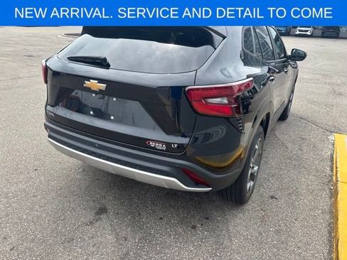 Certified 2024 Chevrolet Trax LT w/ Driver Confidence Package FWD image 10