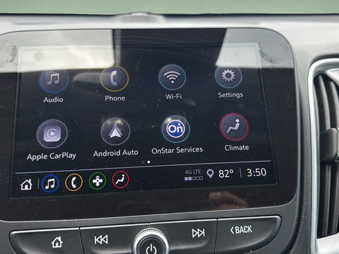 Used 2025 Chevrolet Malibu LT FWD image 12