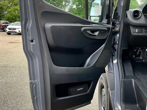 New 2025 Mercedes-Benz Sprinter 2500 image 12