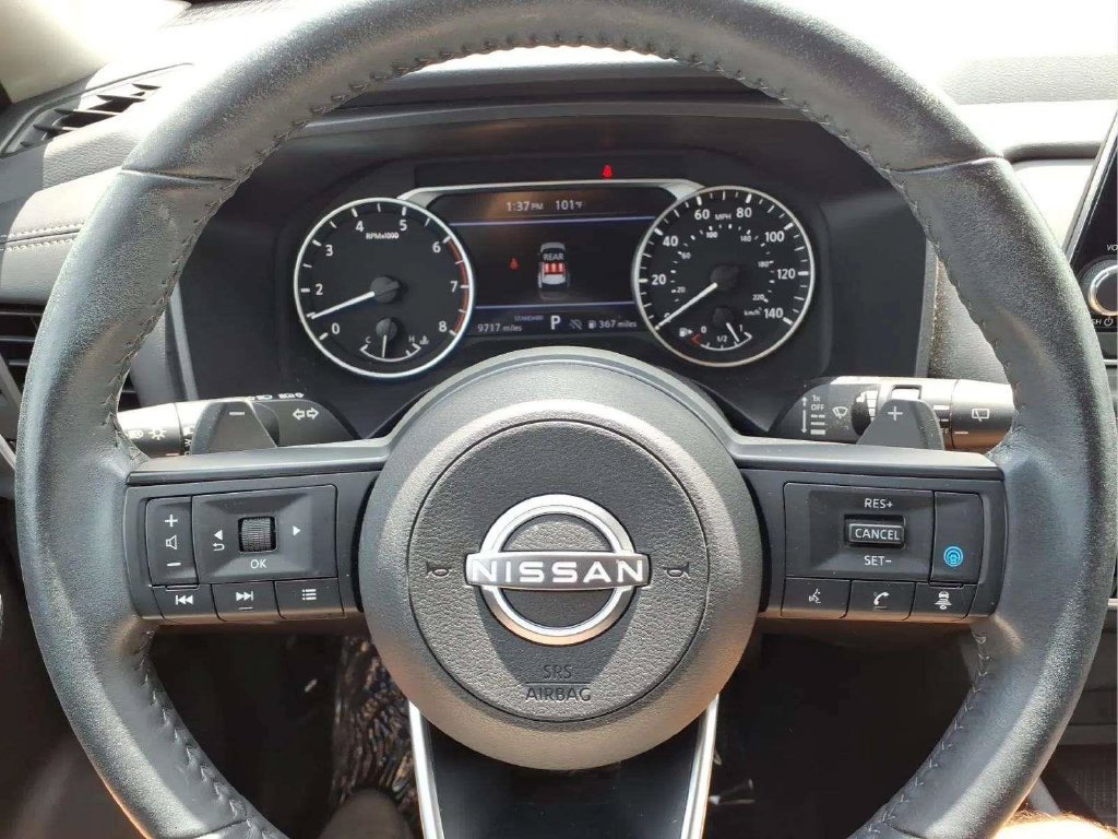 Used 2024 Nissan Rogue SV w/ SV Premium Package FWD image 14