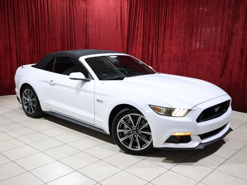 Used 2015 Ford Mustang GT Premium image 2