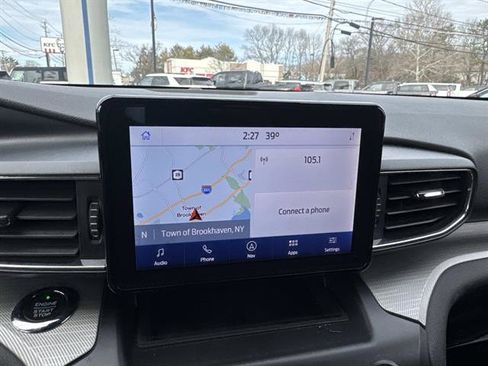 Used 2020 Ford Explorer XLT w/ Equipment Group 202A AWD/4WD image 37