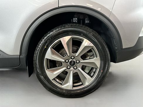 Used 2024 Ford Escape Platinum AWD/4WD image 31